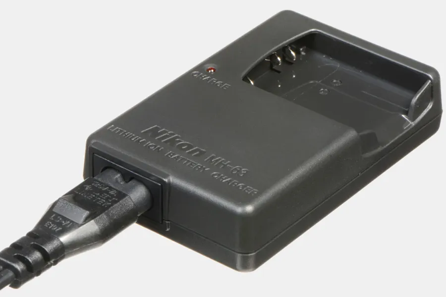 Ładowarka Nikon MH-63